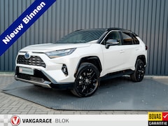 Toyota RAV4 - 2.5 Hybrid AWD Style/ Bi-Tone | Stoel & Stuur verw. | 19'' | Camera | Elk A-klep | Keyless