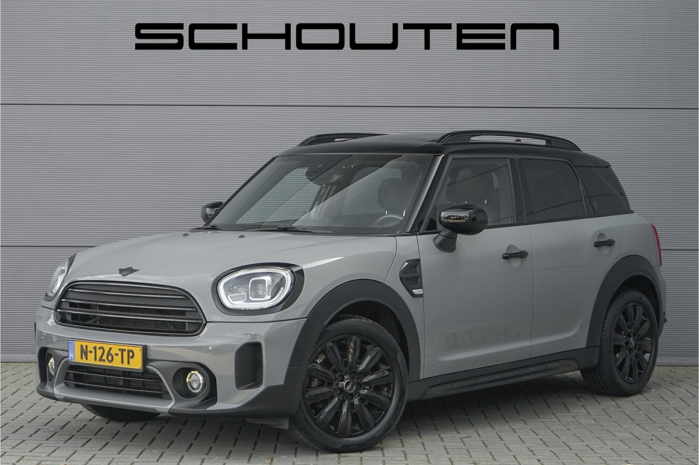 MINI Countryman - Mini 1.5 Cooper MINI Yours Leder Black Pack Keyless CarPlay 18" - AutoWereld.nl