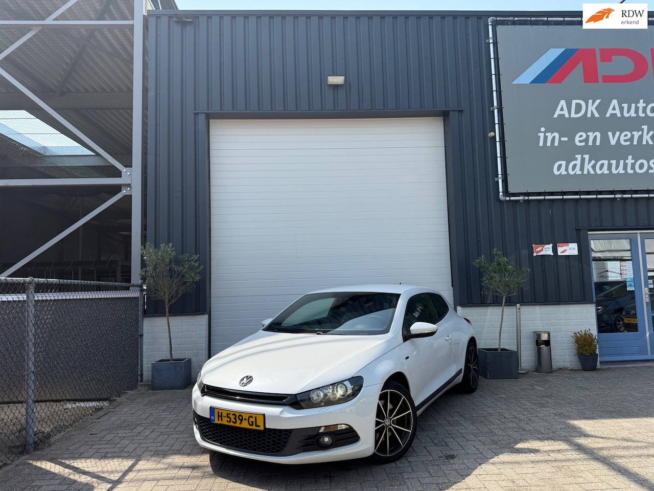 Volkswagen Scirocco - 1.4 TSI Highline CLIMA/XENON/STOELVERW/PDC/NIEUWE APK - AutoWereld.nl