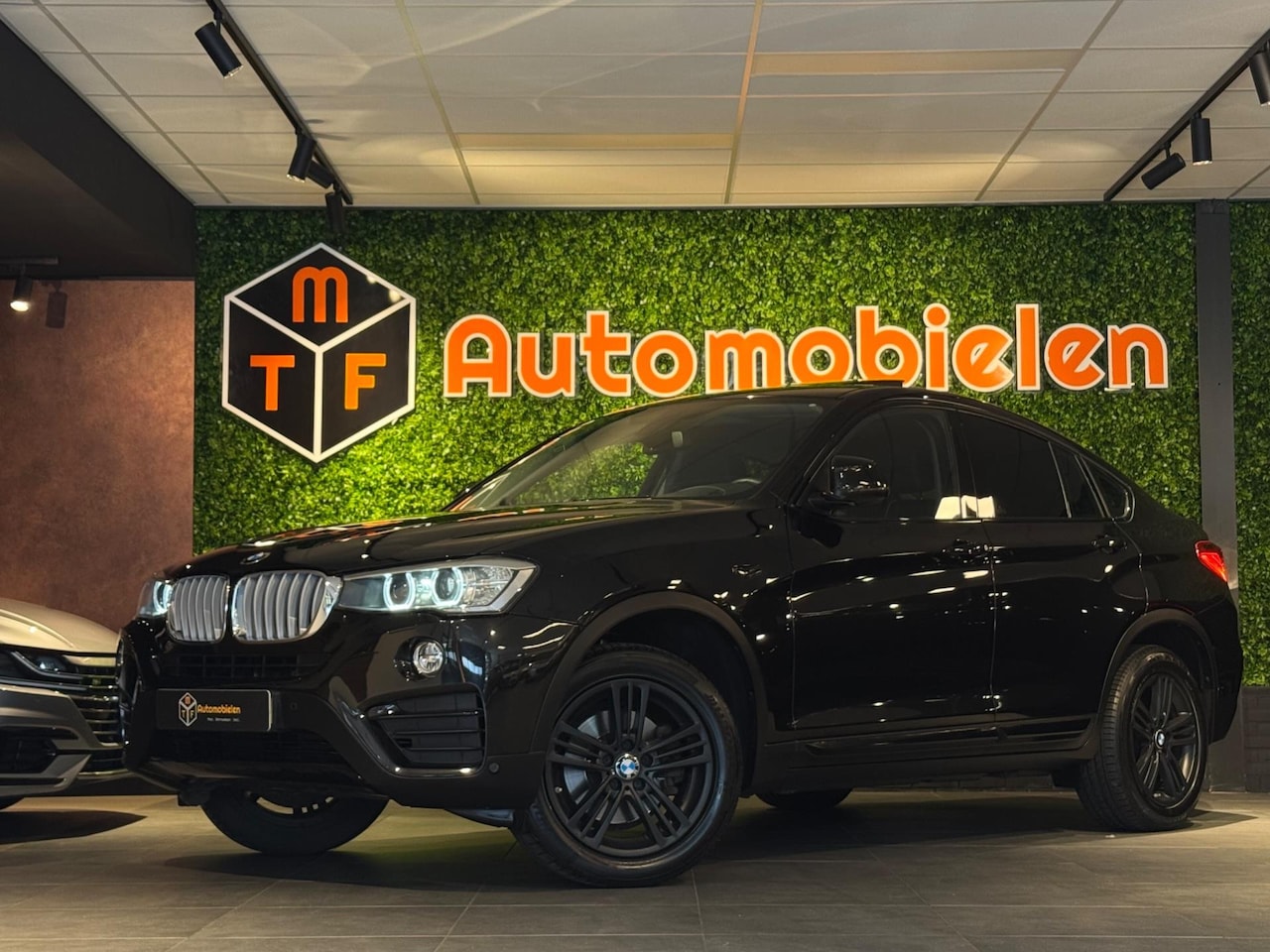 BMW X4 - XDrive20i Executive - AutoWereld.nl