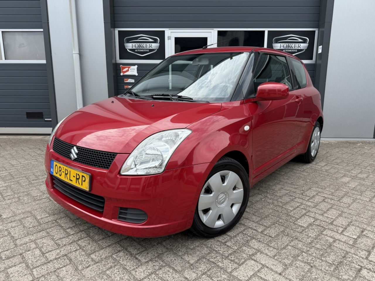 Suzuki Swift - 1.3 GLS NAP Airco Trekhaak elektrische ramen CDV APK 03-2026 - AutoWereld.nl