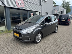 Ford B-Max - 1.0 EcoBoost Titanium / Navi / cruise controle / trekhaak/ airco acc