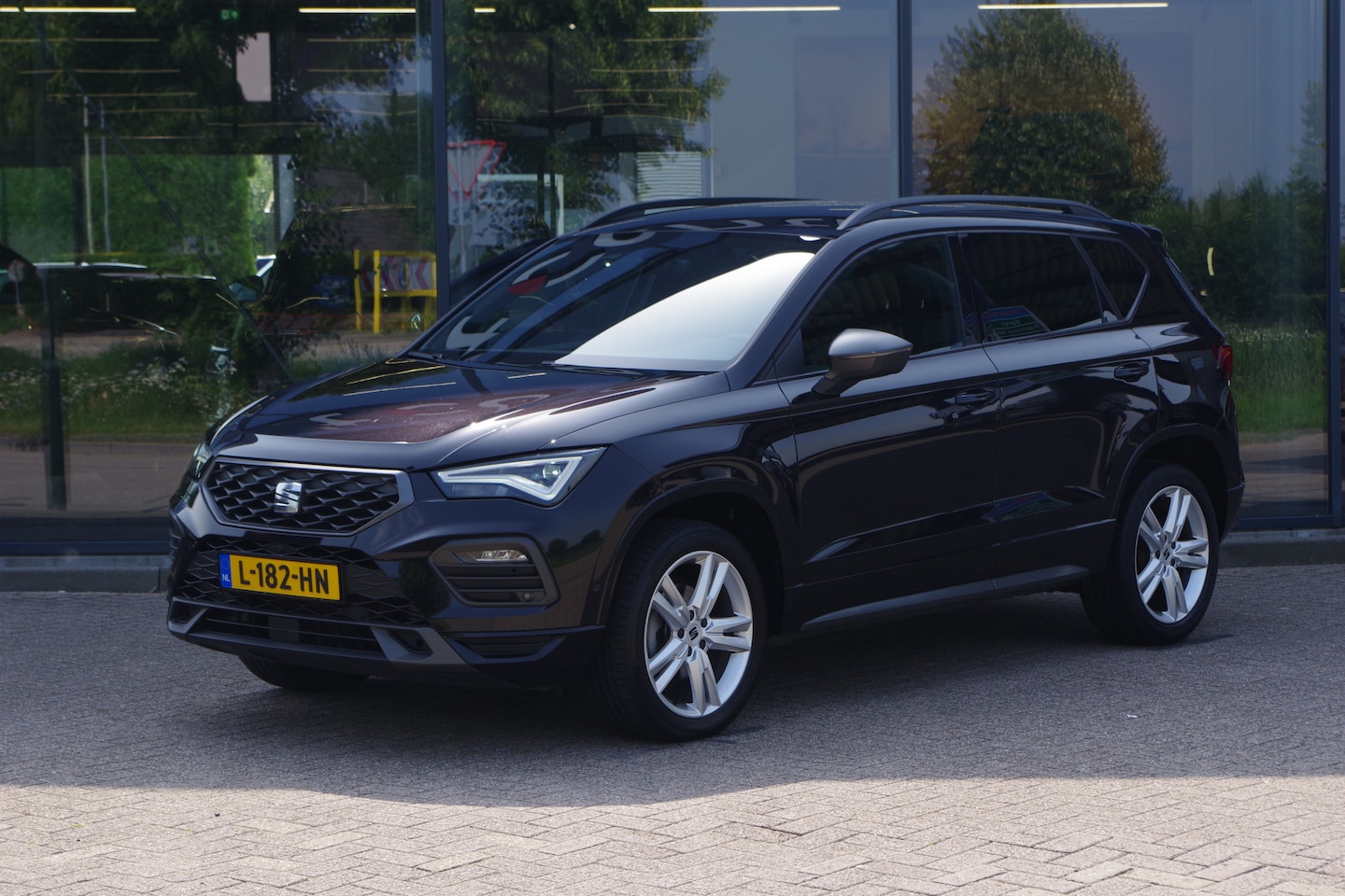 SEAT Ateca - 1.5 TSI FR Business Intense 1.5 TSI 150 PK FR Business Intense, Cruise Control, Beats Audio, 360 Camera - AutoWereld.nl