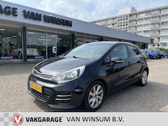 Kia Rio - 1.2 CVVT ExecutiveLine Navi Cruise Lmv Acamera Pdc Nap Stoelverwarming en Stuurverwarming