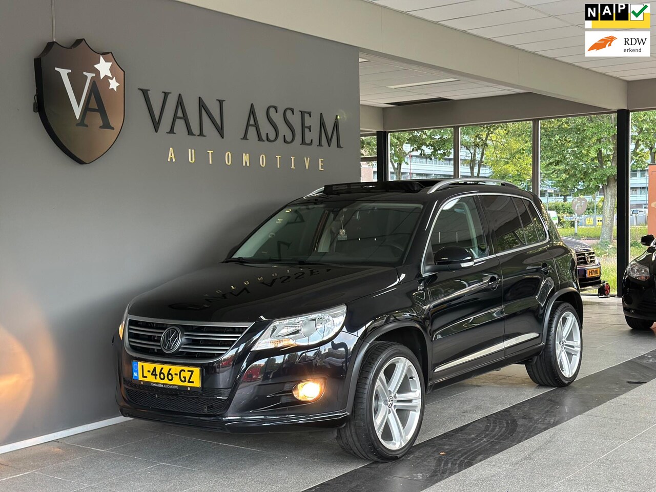 Volkswagen Tiguan - 1.4 TSI|3x R-Line|PANO|Nwe ketting - AutoWereld.nl