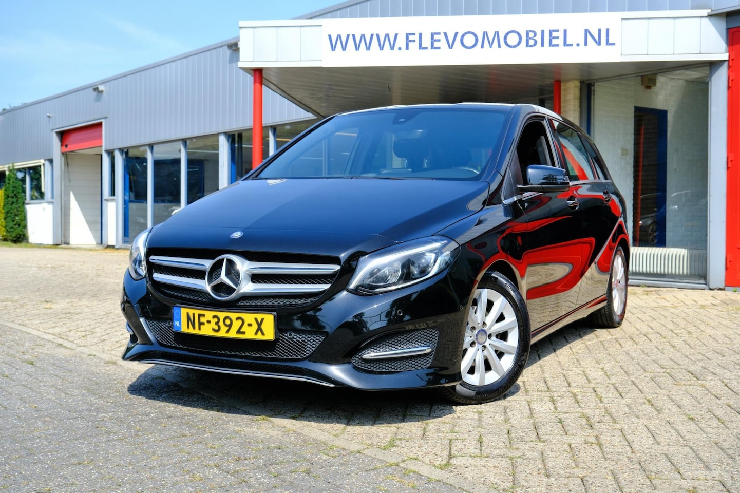 Mercedes-Benz B-klasse - 180 d Lease Edition Plus Aut. LED|Navi|Airco|LMV - AutoWereld.nl