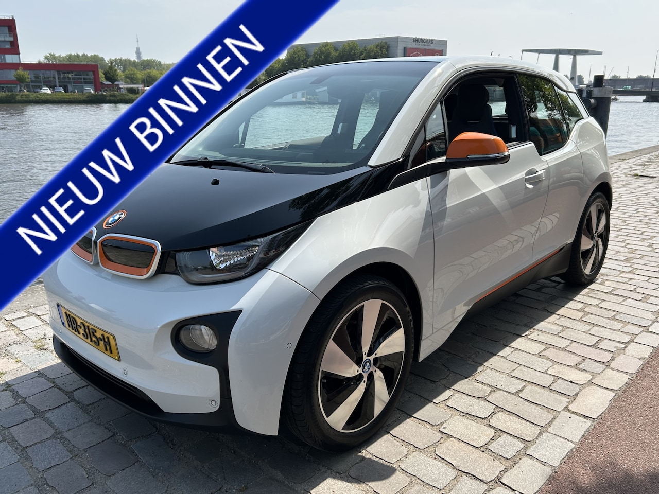 BMW i3 - Basis 94Ah 33 kWh Airco/ECC Navi/Camera - AutoWereld.nl