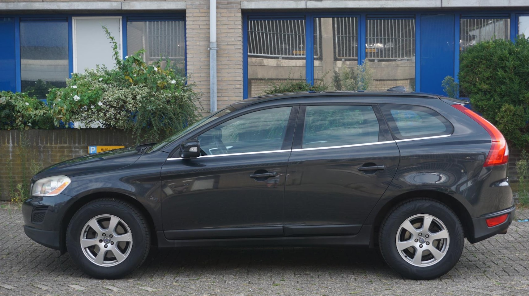Volvo XC60 - 2.0T Momentum - AutoWereld.nl