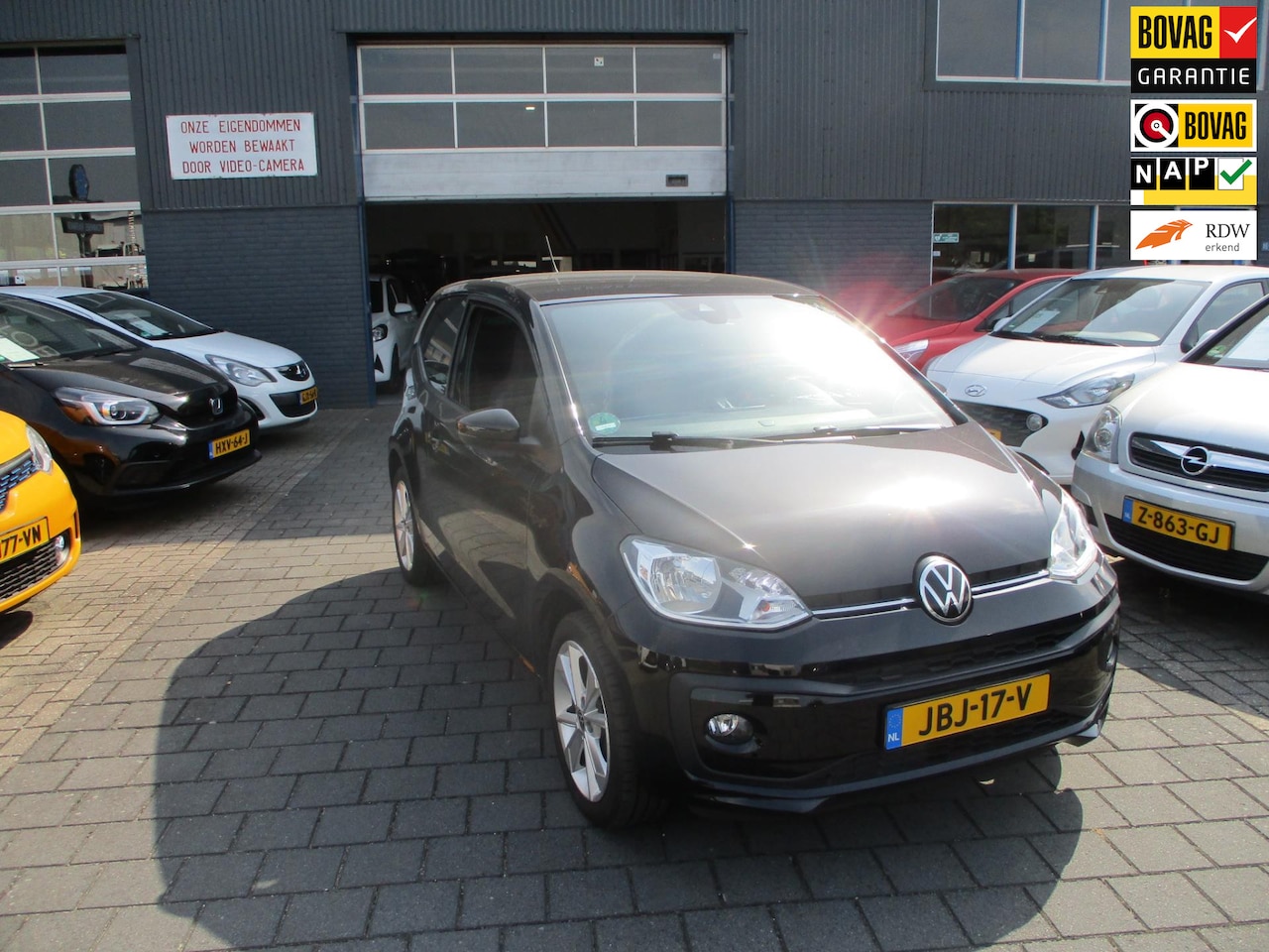 Volkswagen Up! - 1.0 R-Line 1.0 R-Line - AutoWereld.nl