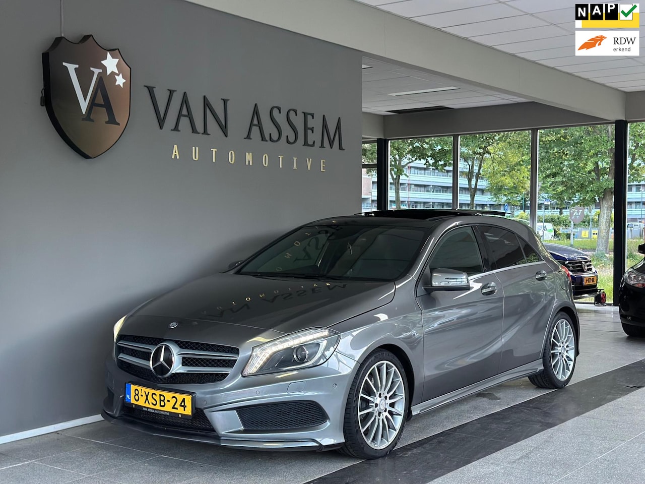 Mercedes-Benz A-klasse - 200 AMG|PANO|Harmann Kardon - AutoWereld.nl