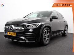 Mercedes-Benz GLA-Klasse - 200 AMG Line Automaat | Navigatie | Climate Control | Camera | Electrisch bedienbare achte