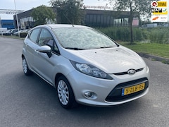 Ford Fiesta - 1.4 Trend, Aut, 5drs, Trekhaak, Elektr ramen, Airco, Radio-CD speler, Bluetooth