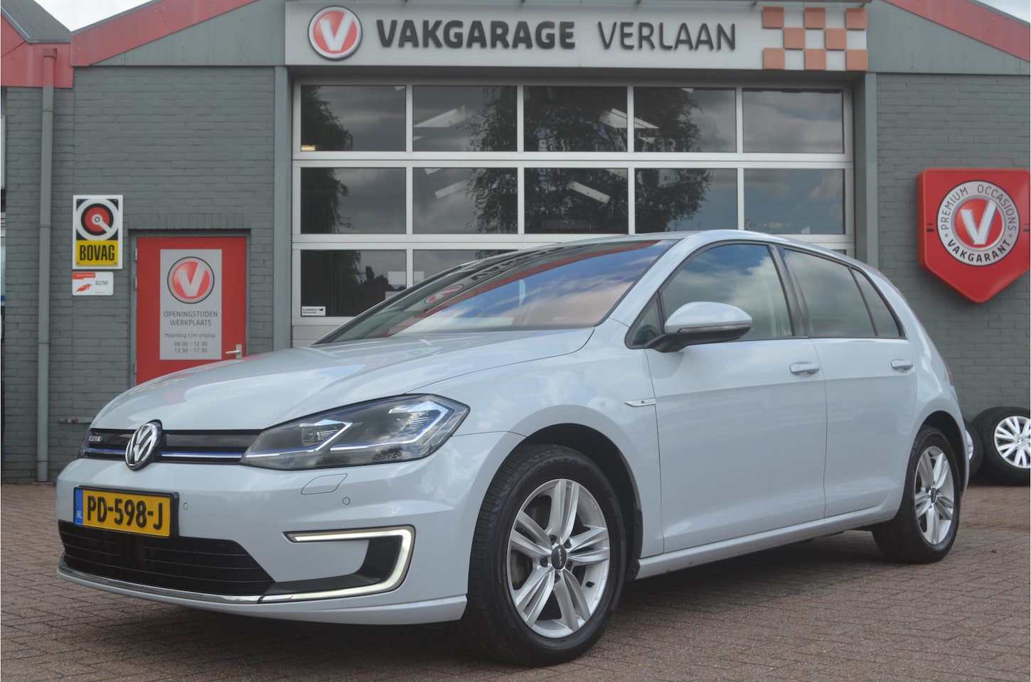 Volkswagen e-Golf - leder..parelmoer..gar. - AutoWereld.nl