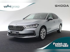 Skoda Superb - First Edition 1.5 TSI m-HEV 110 kW / 150 PK Hatchb | € 7000, 00 korting | 18 Inch | ACC |
