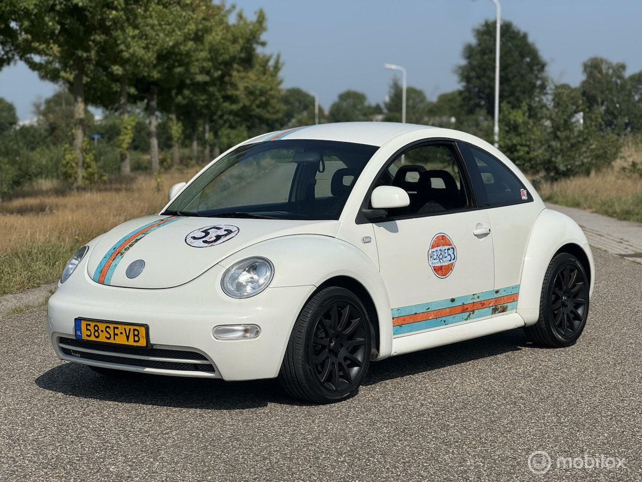 Volkswagen New Beetle - 2.0 Highline Herby Edition - AutoWereld.nl