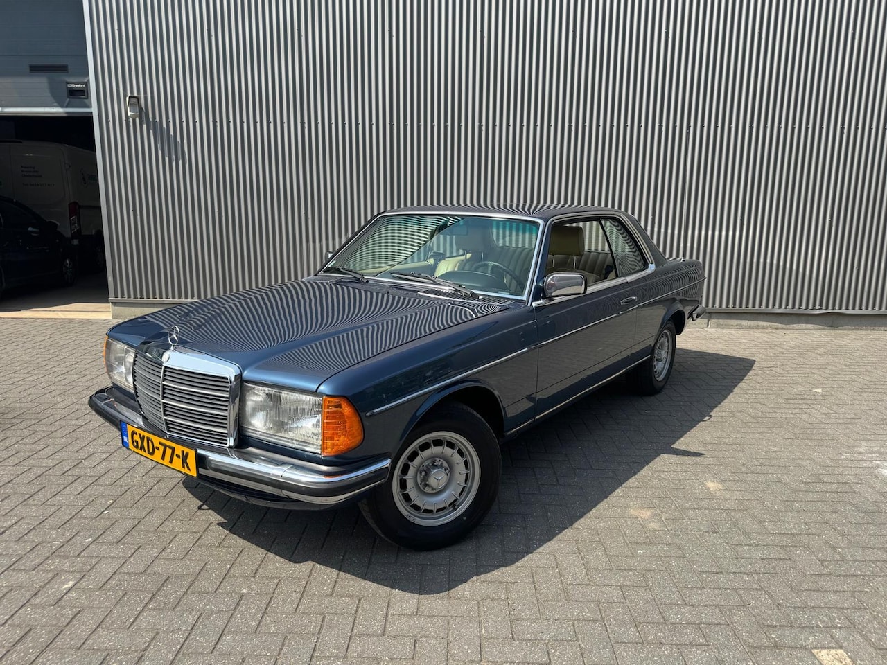 Mercedes-Benz 280 - (W123) 280 CE |Airco|Schuifdak|Nieuwstaat! - AutoWereld.nl