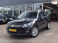 Volkswagen Tiguan - 1.4 TSI Sport&Style BlueMotion Tech|VOOR EN ACHTER SENSOREN|NAVIGATIE|CRUISE en CLIMATE CO