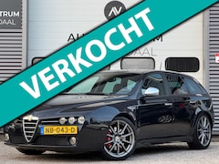 Alfa Romeo 159 Sportwagon - 1.7 TI 1750 TBI 200 PK CARBON/CARPLAY/19''/TREKHAAK