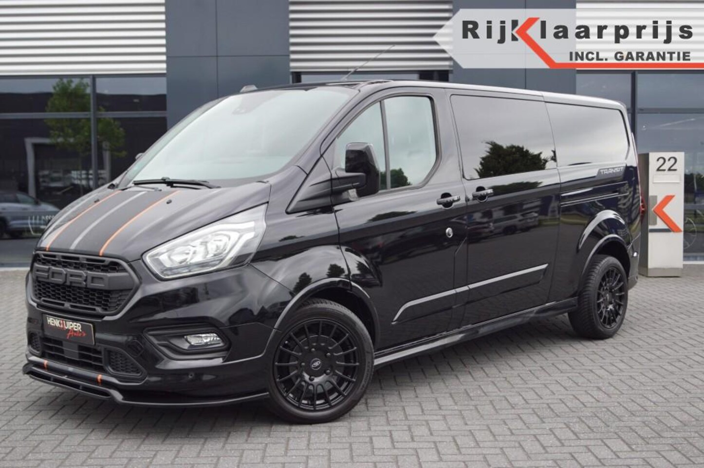 Ford Transit Custom - 320 2.0 TDCI L2H1 Sport Dubbele cabine 185pk /Navi/ Trekhaak 2800kg/Camera - AutoWereld.nl