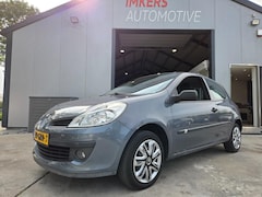 Renault Clio - 1.2-16V Special Line