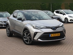 Toyota C-HR - 2.0 Hybrid Bi-Tone / Trekhaak / Camera / Leder / 18'' / Navigatie / Keyless / DAB / ACC