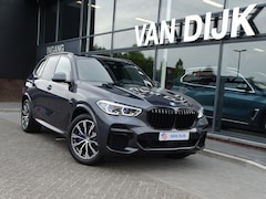 BMW X5 - xDrive45e M Sportpakket Exe. Driv.Ass.Pro. Laser-Licht Head-Up Leder M-Sportrem 20"LM Velg