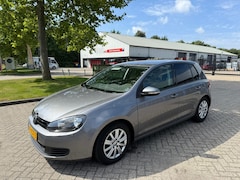 Volkswagen Golf - 1.6 TDI BlueMotion