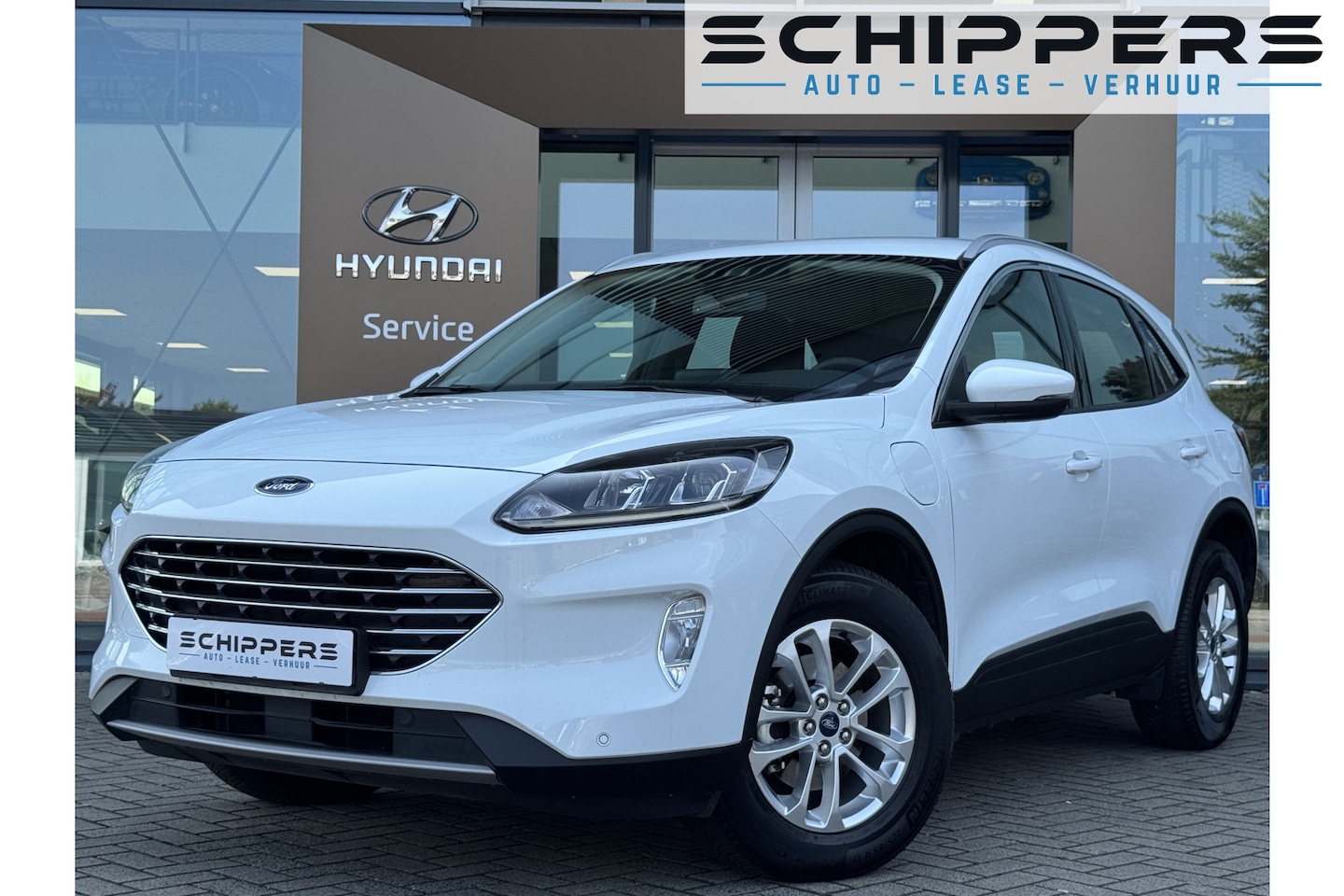 Ford Kuga - 2.5 PHEV Titanium | Stoelverwarming | Achteruitrijcamera - AutoWereld.nl