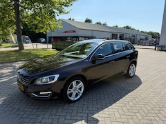 Volvo V60 - 2.4 D6 AWD Plug-In Hybrid Summum