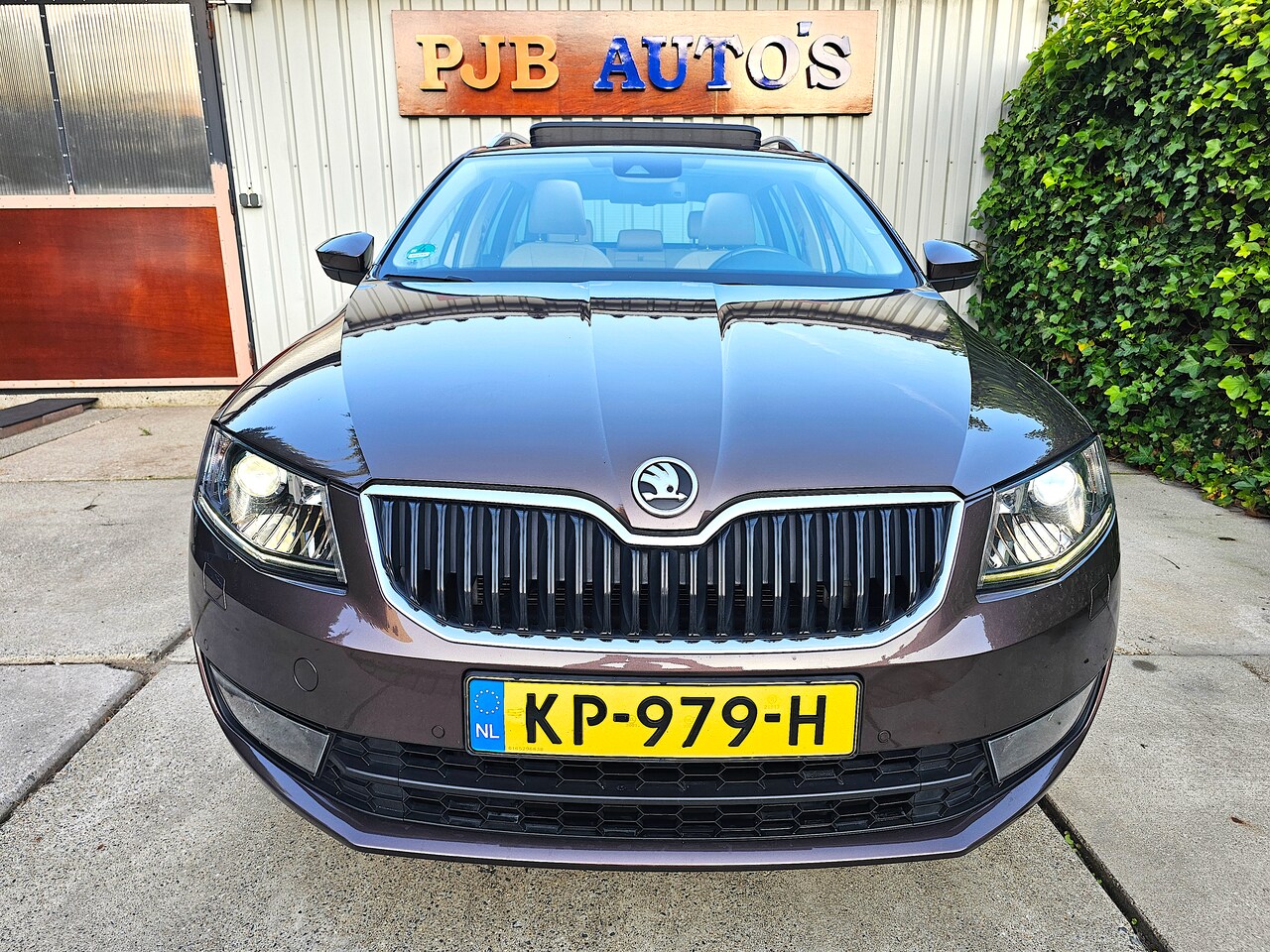 Skoda Octavia Combi - 1.0 TSI Greentech Style Business Panorama! Beige leer! DSG!