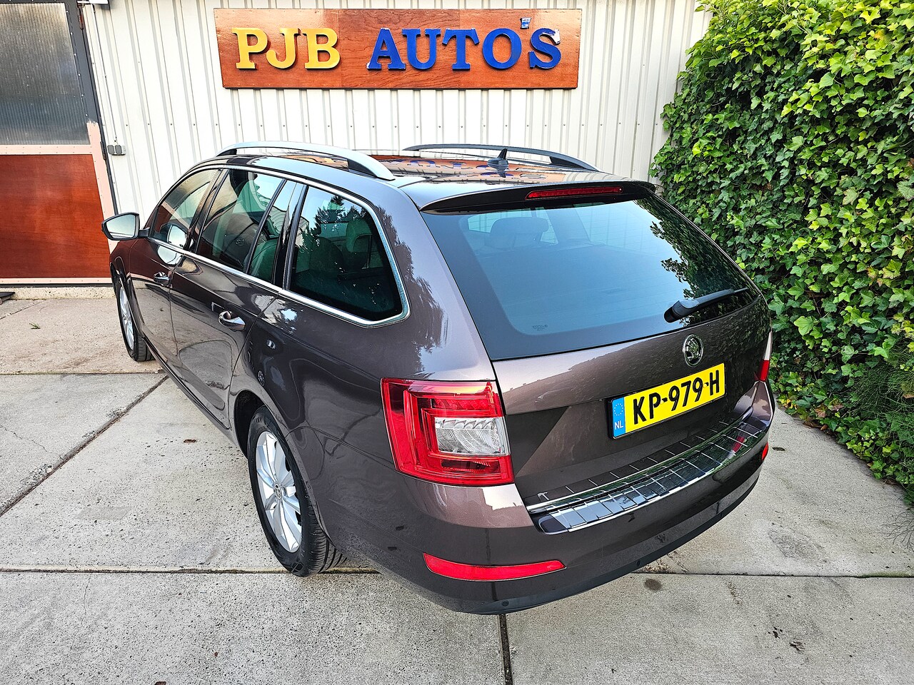 Skoda Octavia Combi - 1.0 TSI Greentech Style Business Panorama! Beige leer! DSG!