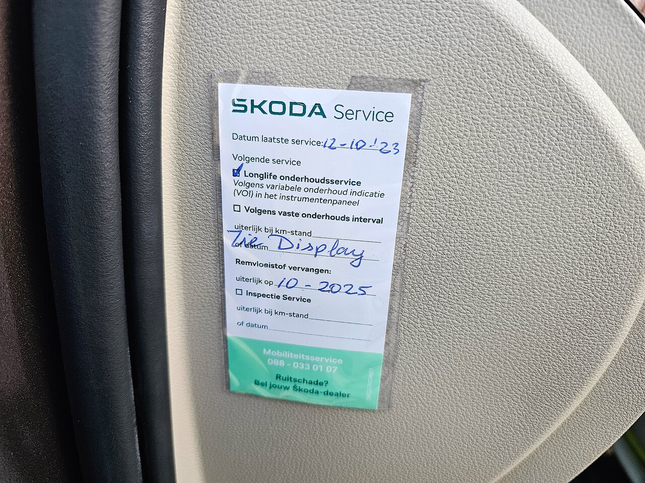 Skoda Octavia Combi - 1.0 TSI Greentech Style Business Panorama! Beige leer! DSG!