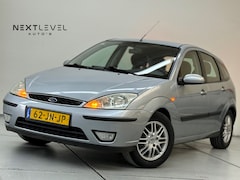 Ford Focus - 1.8-16V Ghia Airco Cruise Scherm APK Onderhoud Boekje Trekhaak