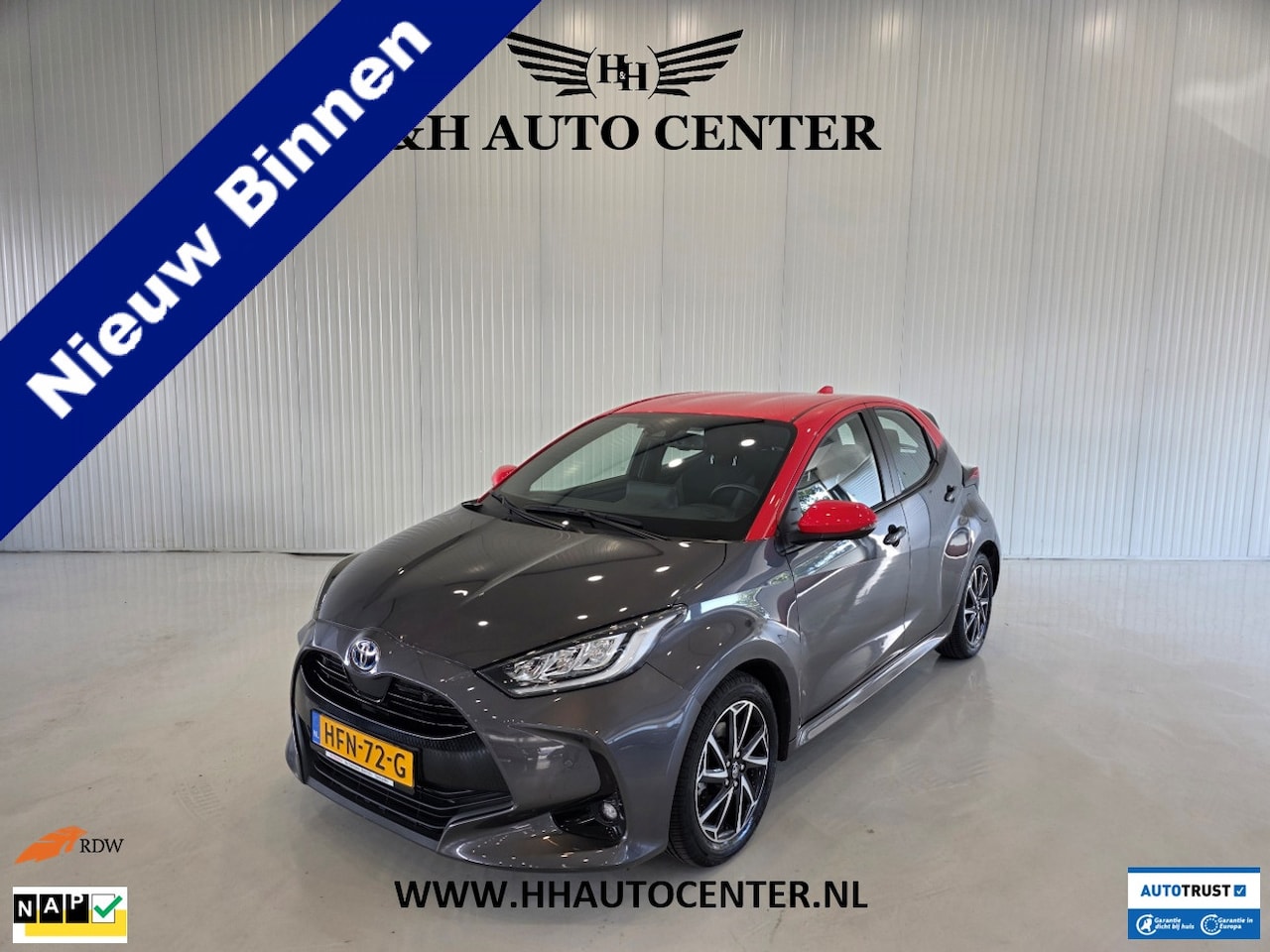 Toyota Yaris - 1.5 Hybrid Executive |Fabrieksgarantie|Carplay| - AutoWereld.nl
