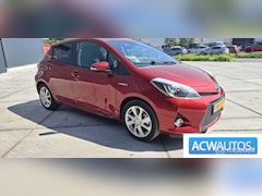 Toyota Yaris - 1.5 Full Hybrid Dynamic ( schade)