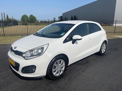 Kia Rio - 1.2 CVVT Super Pack Clima Keyless Privacy Glas Apk 1-2026