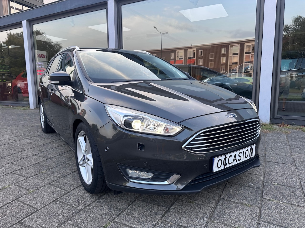 Ford Focus Wagon - 1.0 Trend 1.0 Trend - AutoWereld.nl