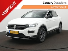 Volkswagen T-Roc - 1.5 TSI Sport | Trekhaak | Virtual Cockpit | Navigatie | Stoelverw