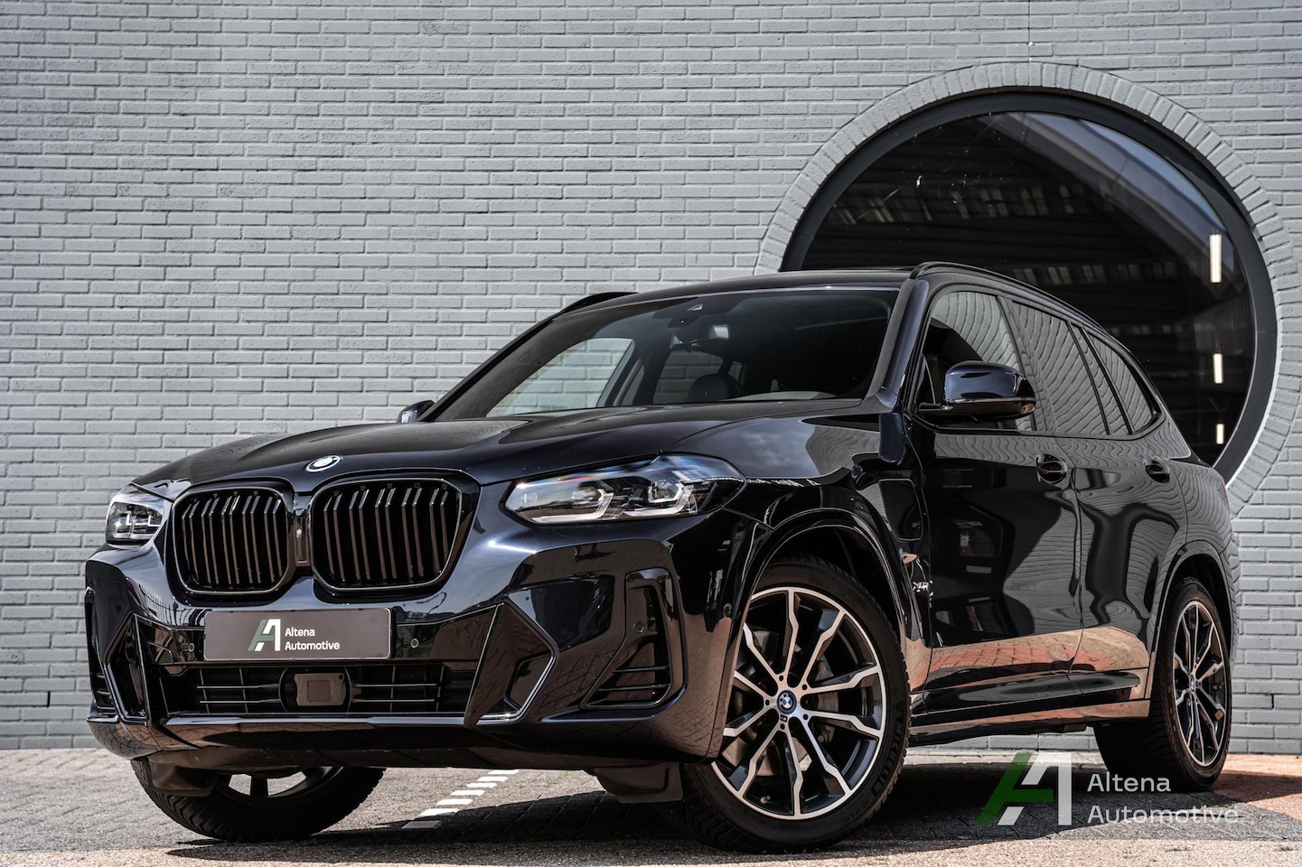 BMW X3 - xDrive30e High Executive M sport, Panoramadak, 360 camera, headup, Harman kardon, comfort - AutoWereld.nl