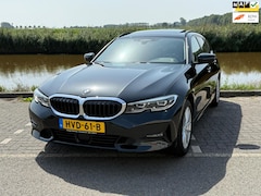 BMW 3-serie Touring - 330e High Executive Sportline / panorama