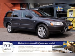 Volvo XC70 - 2.5T 210 pk AWD AUT. Leer, Trekhaak, Stoelverwarming