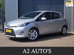 Toyota Yaris - 1.5 Full Hybrid Dynamic Camera|Half Leer|Ecc