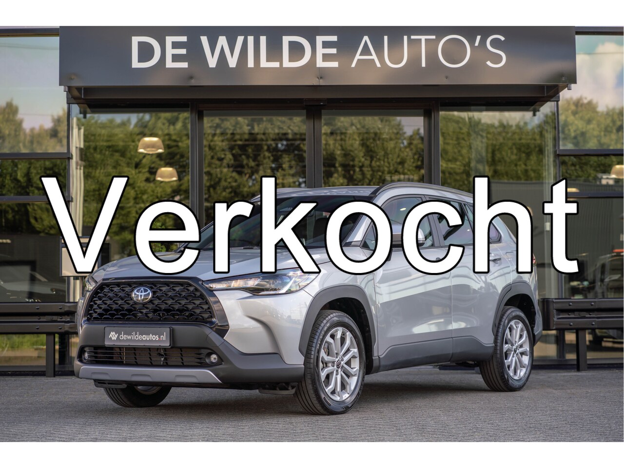 Toyota Corolla Cross - Hybrid 140 Active Camera ACC Apple CarPlay DAB Nieuwstaat - AutoWereld.nl