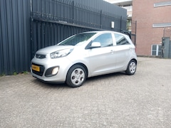 Kia Picanto - 1.0 CVVT Comfort Pack Met een APK tot Mei 2026 en een NAP.