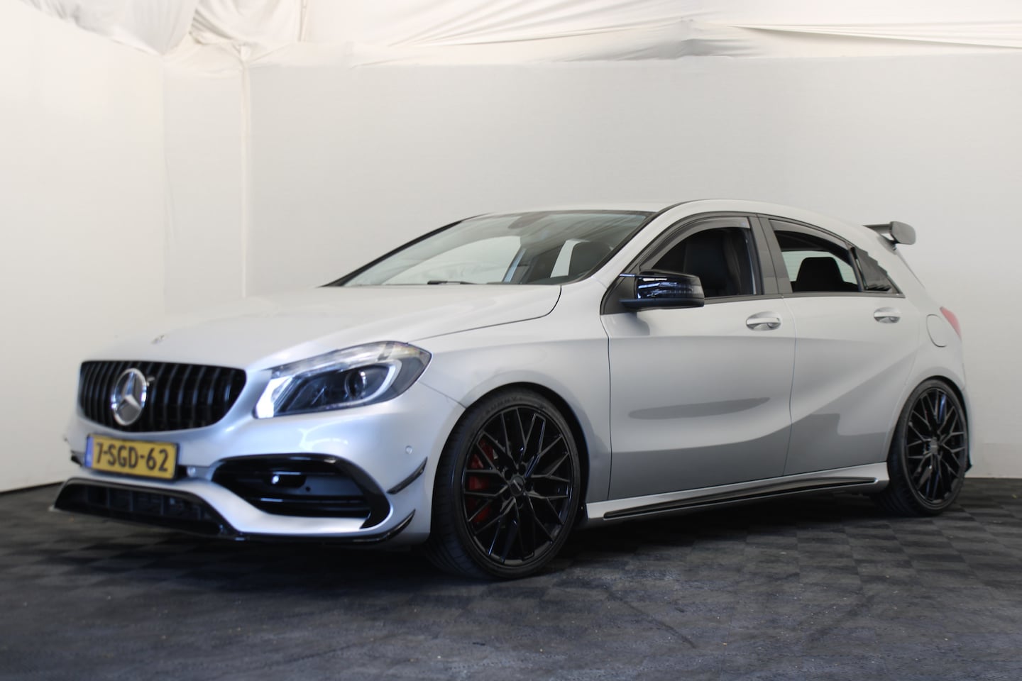 Mercedes-Benz A-klasse - 180 Ambition |AMG|Sportuitlaat| - AutoWereld.nl