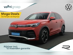 Volkswagen Tiguan - 1.5 eTSI 150 pk DSG R-Line Business | Trekhaak | Rondomzicht camera | Adaptief onderstel |