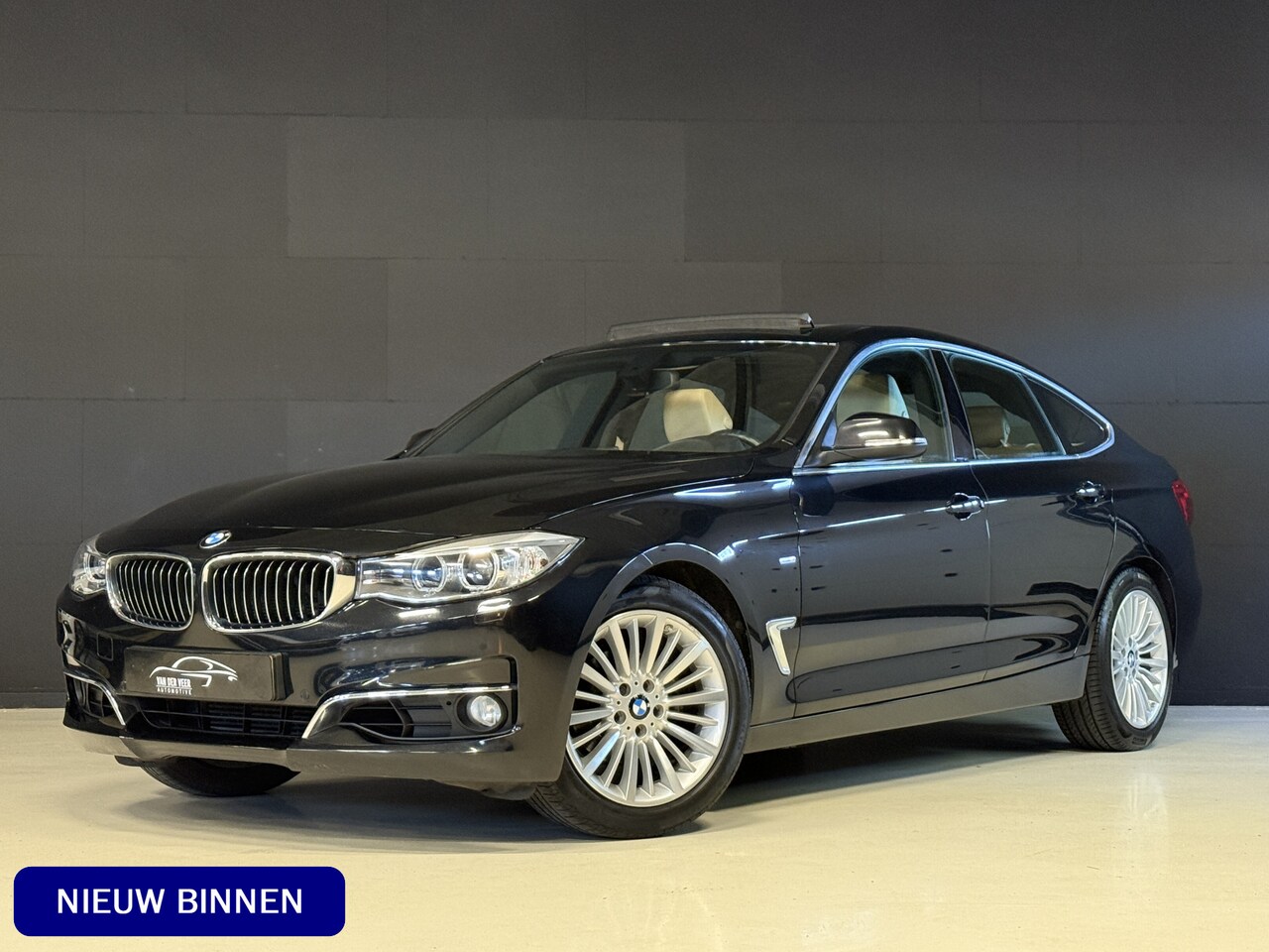 BMW 3-serie Gran Turismo - 320i GT Luxury | Panoramadak | Leder | Navi | Stoelverwarming - AutoWereld.nl