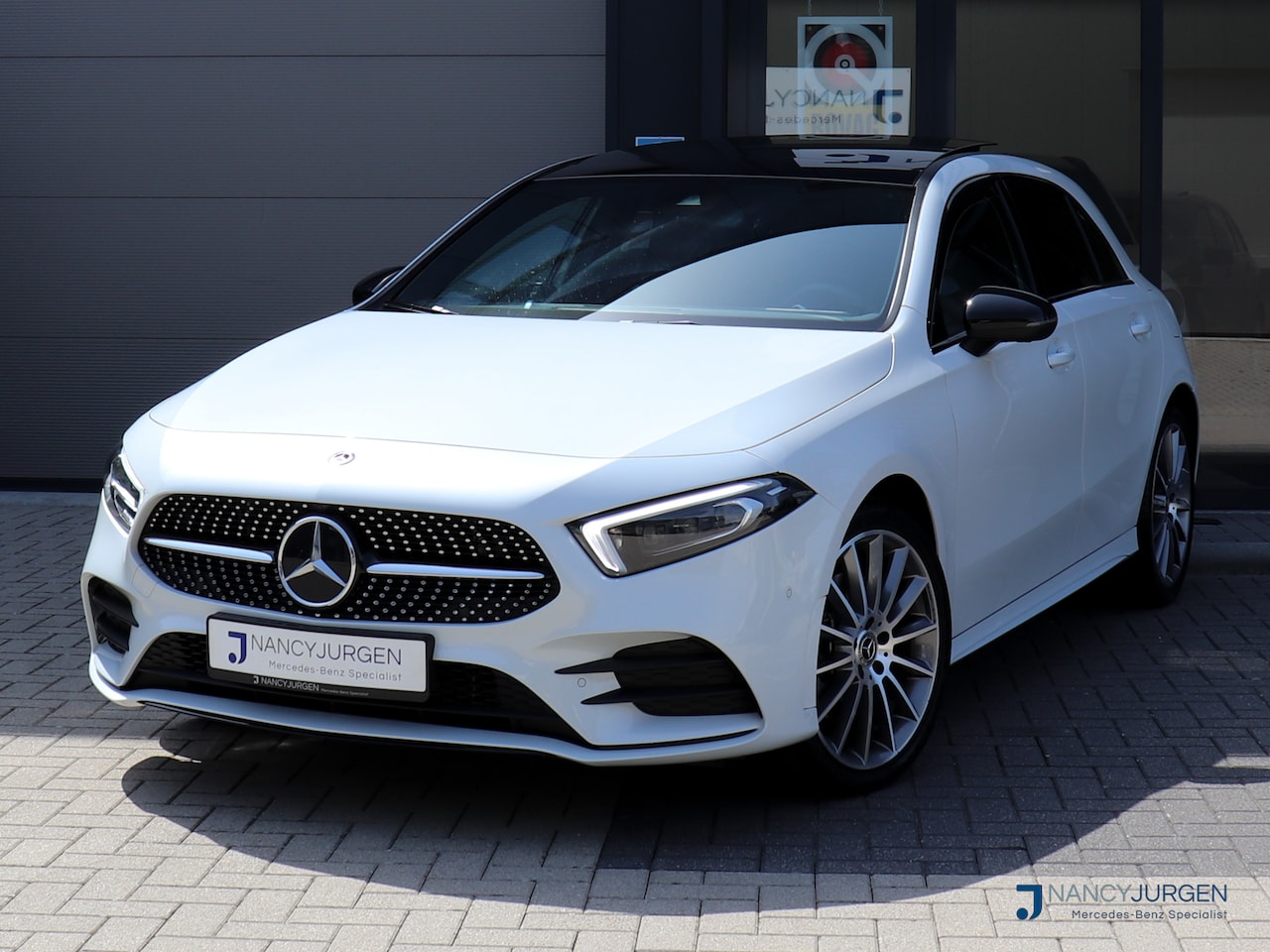 Mercedes-Benz A-klasse - 250 e AMG | 8G Aut. | Business | Ambiente | Pano | MBUX High End | 360* Camera | Night Pak - AutoWereld.nl