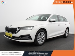 Skoda Octavia Combi - 1.0 e-TSI DSG Ambition Climate contol Adaptive cruise control Parkeersensoren LED Keyless