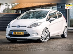 Ford Fiesta - 1.25 Trend (NL-Auto / NAP / Airco / 17 Inch / Elektrisch bedienbare ramen en spiegels)